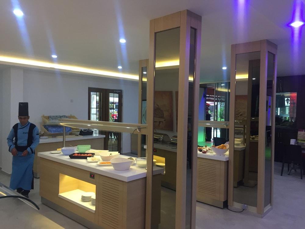 Miray Hotel İcmeler Bagian luar foto